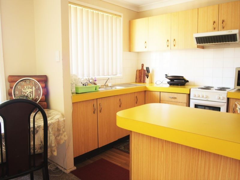 11 Amaranthus Place, Macquarie Fields NSW 2564