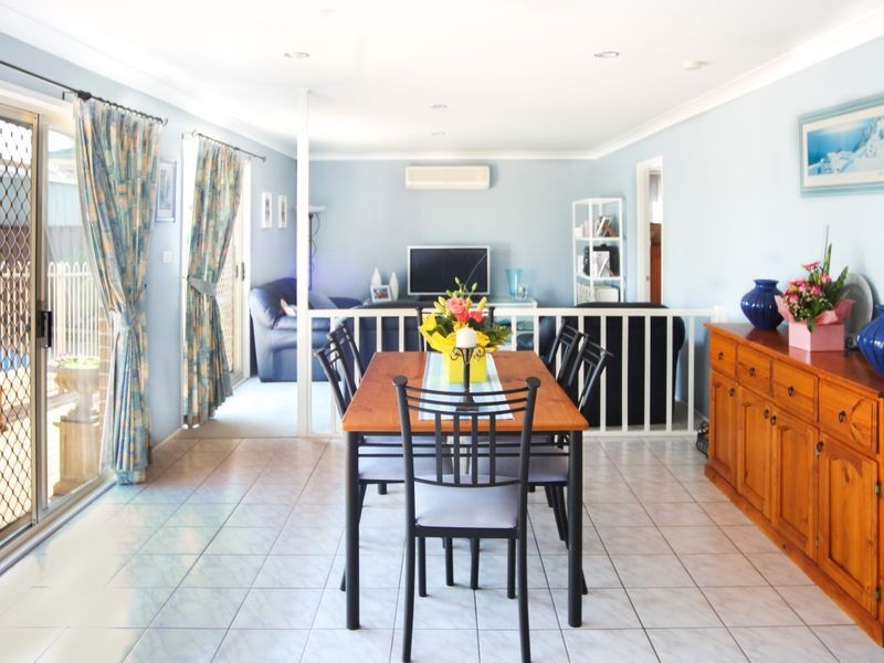 25 Cornelian Ave, Eagle Vale NSW 2558