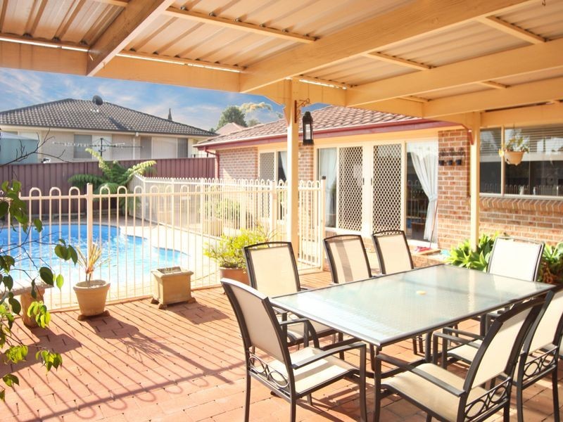 25 Cornelian Ave, Eagle Vale NSW 2558