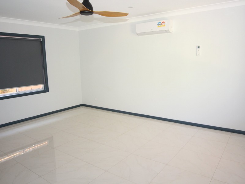 4A Owl Street, Ingleburn NSW 2565