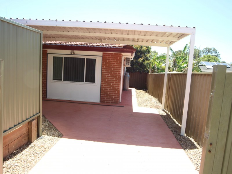 4A Owl Street, Ingleburn NSW 2565