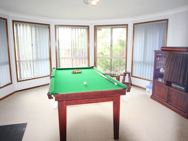 12 Mendi Place, Glenfield NSW 2167