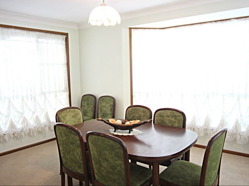 12 Mendi Place, Glenfield NSW 2167