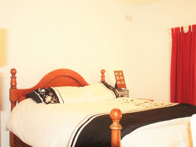 15 Brenda Street, Ingleburn NSW 2565