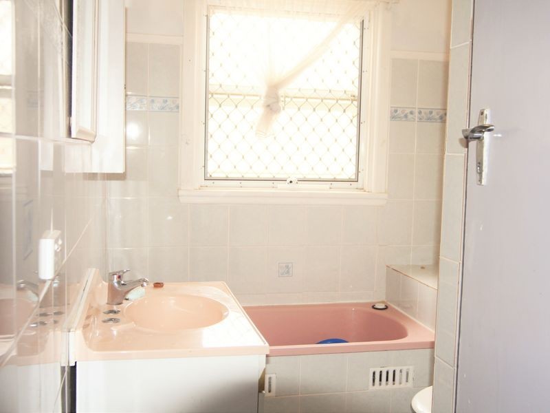 15 Brenda Street, Ingleburn NSW 2565