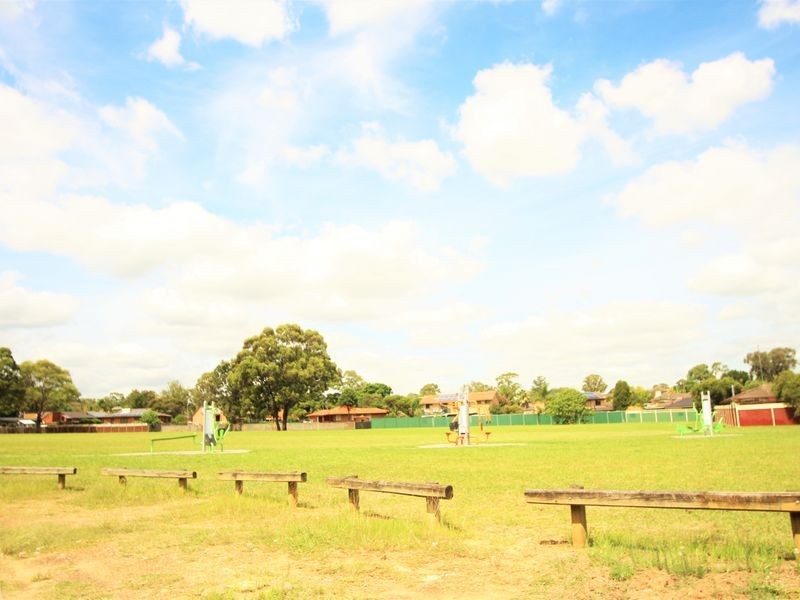 8/28 Koala Avenue, Ingleburn NSW 2565