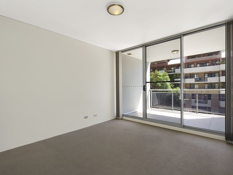 5/12-18 Bathurst Street, Liverpool NSW 2170