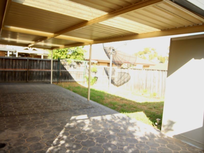 11 Edward Edgar Street, Minto NSW 2566