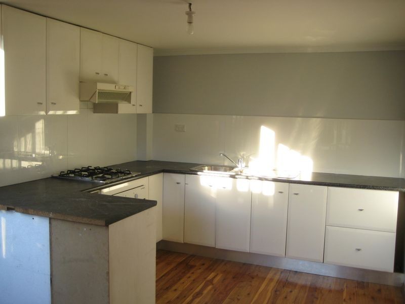 99 Harrow Road, Glenfield NSW 2167