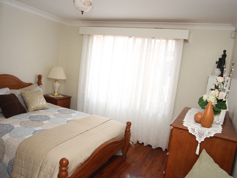 13 Fletcher Street, Minto NSW 2566