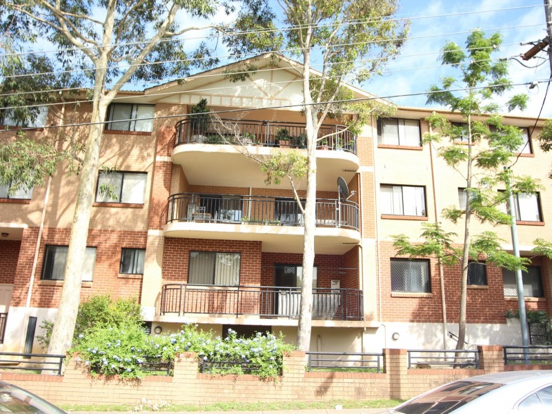 4/13-15 Gordon Street, Bankstown NSW 2200