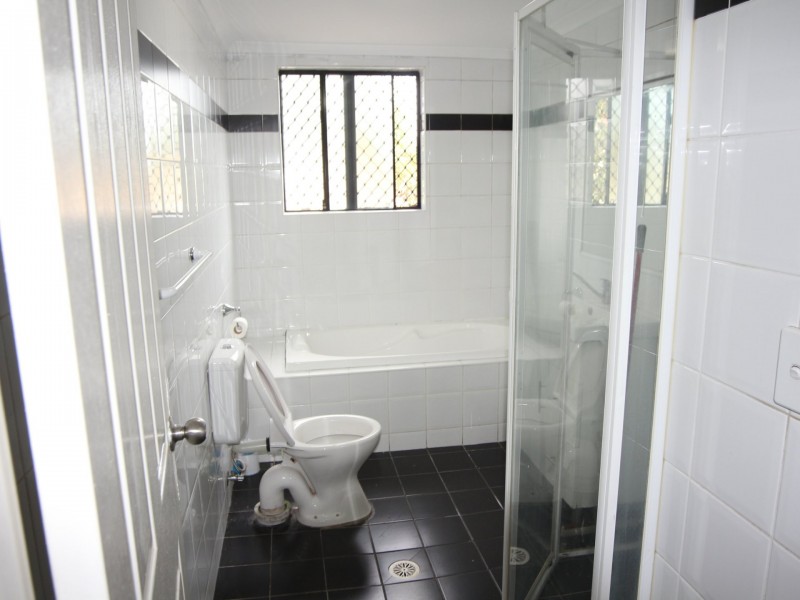 4/13-15 Gordon Street, Bankstown NSW 2200