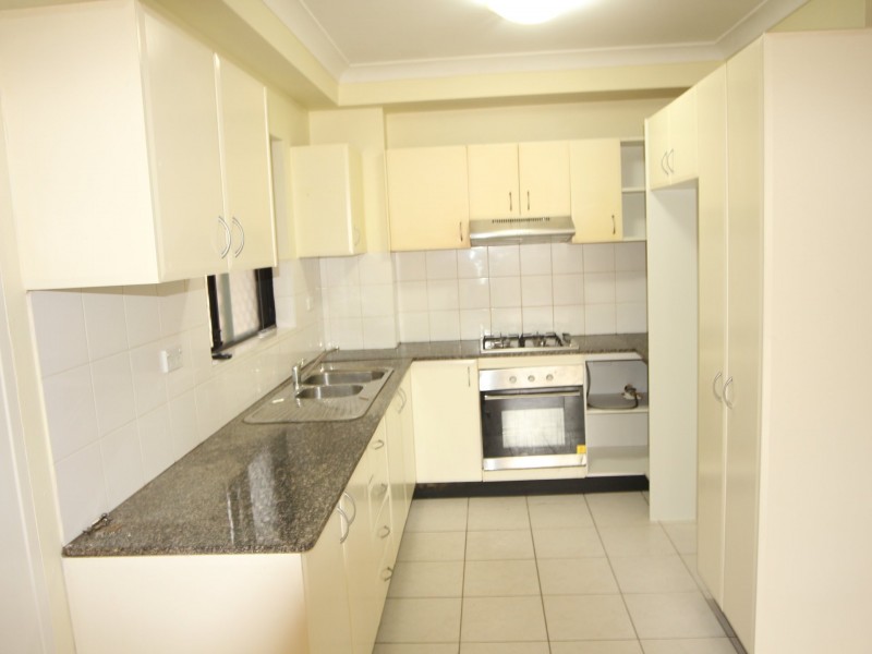 4/13-15 Gordon Street, Bankstown NSW 2200