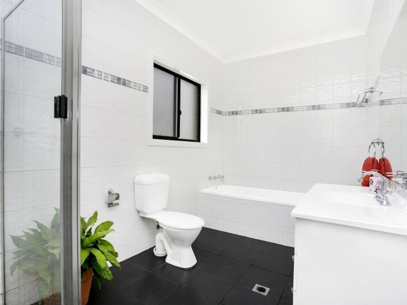 7/22-24 Chrysanthemum Avenue, Lurnea NSW 2170