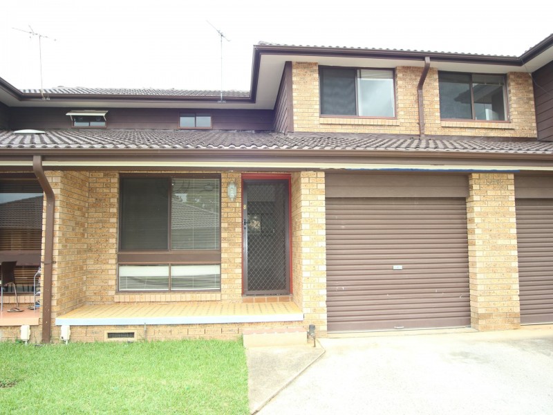 8/132 Cumberland Rd, Ingleburn NSW 2565