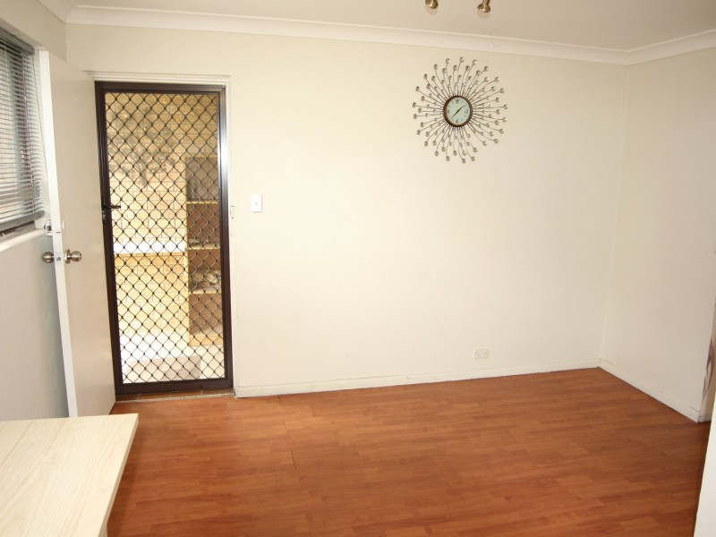 8/132 Cumberland Rd, Ingleburn NSW 2565