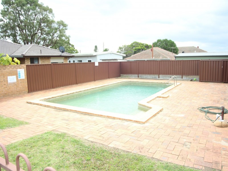8/132 Cumberland Rd, Ingleburn NSW 2565