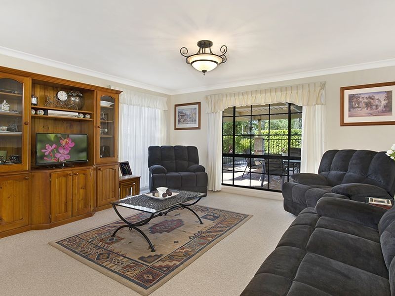 21 Desmond st, Ingleburn NSW 2565