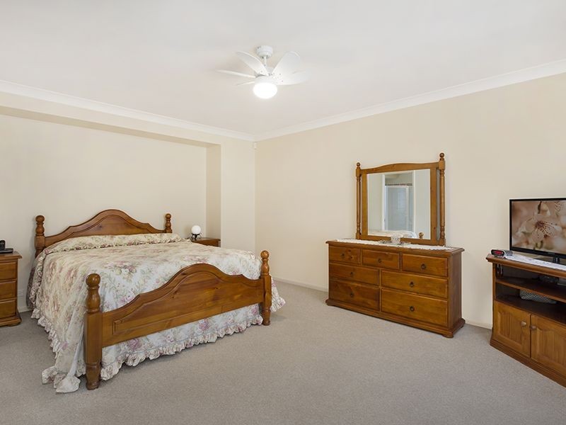 21 Desmond st, Ingleburn NSW 2565