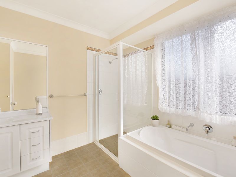 21 Desmond st, Ingleburn NSW 2565