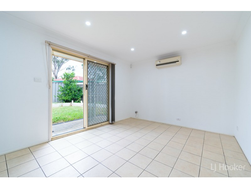 25 Cranberry Street, Macquarie Fields NSW 2564