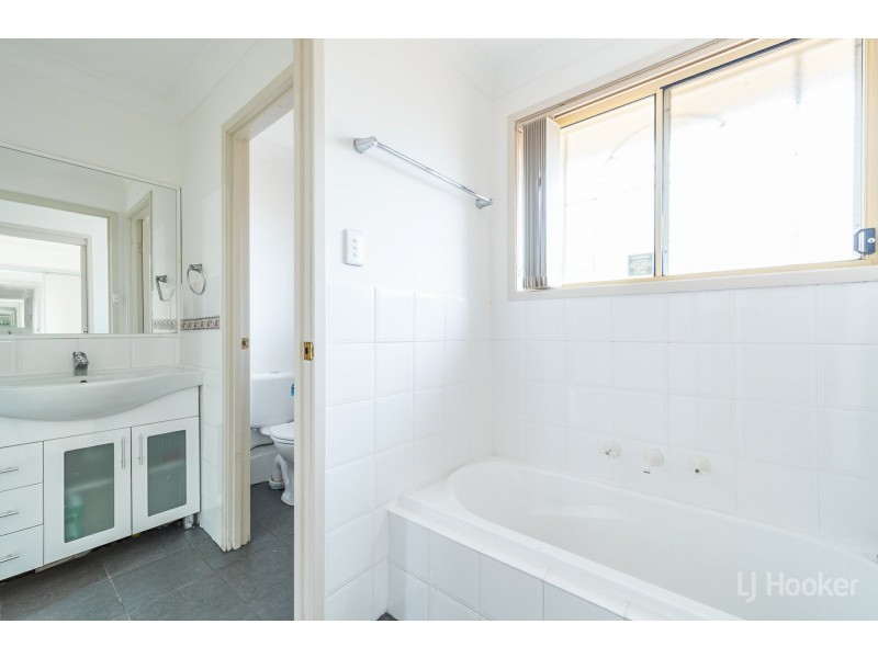 25 Cranberry Street, Macquarie Fields NSW 2564