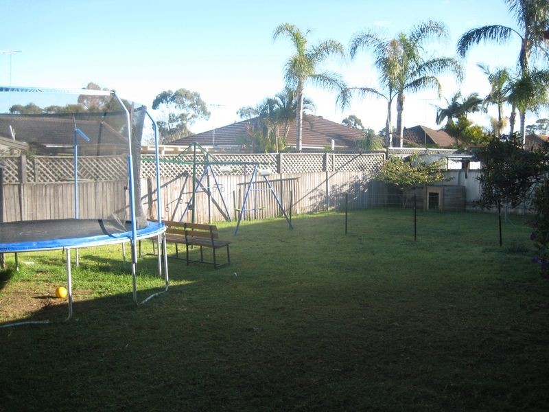 11 Chaperon Cres, Minto NSW 2566