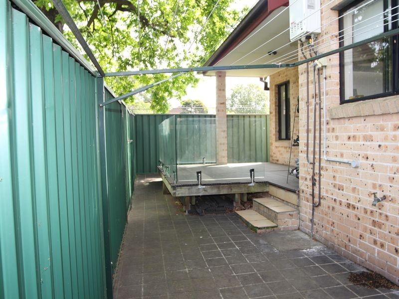 3/140 Boronia Road, Greenacre NSW 2190