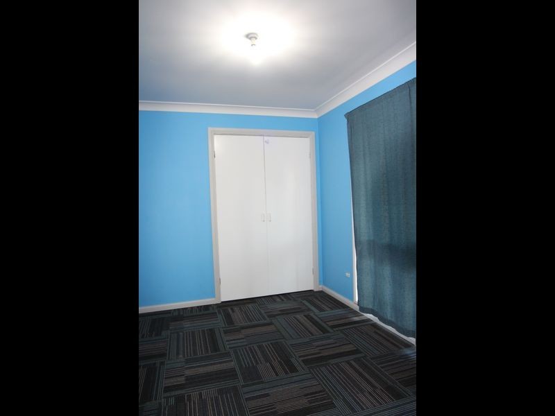 99 Harrow Road, Glenfield NSW 2167