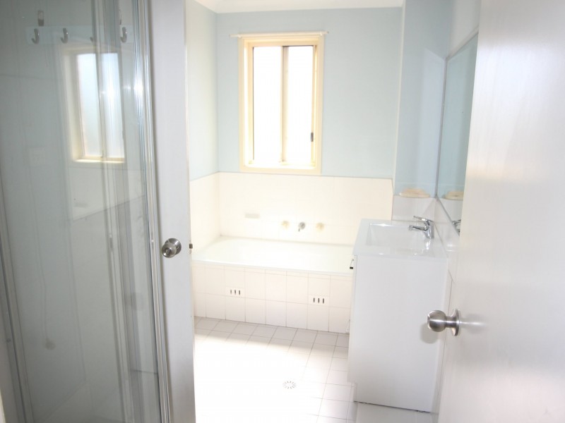 32 Mclaren Place, Ingleburn NSW 2565