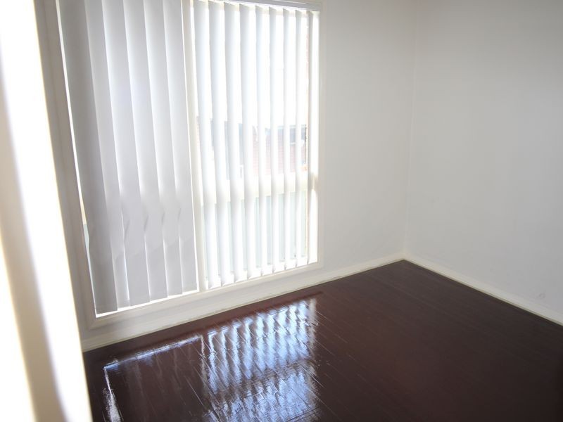 143 Fawcett Street, Glenfield NSW 2167