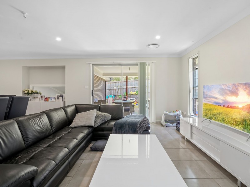 25 Mahoney Drive, Campbelltown NSW 2560