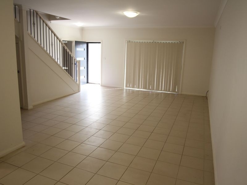 1/16-20 Myee Road, Macquarie Fields NSW 2564