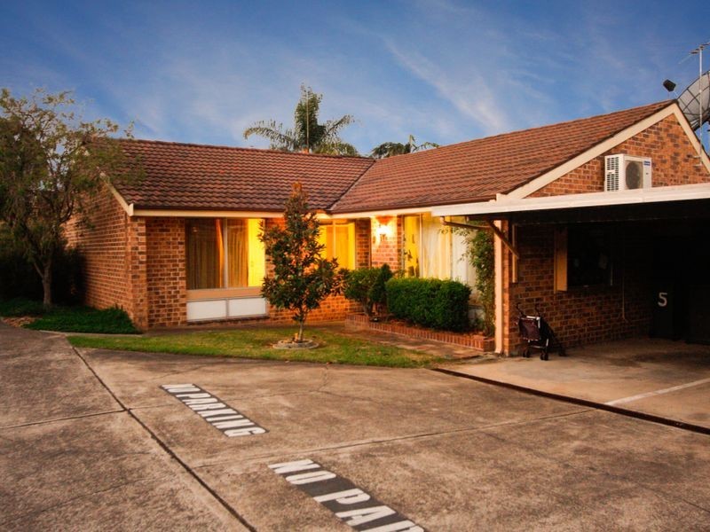 5/23 Second Avenue, Macquarie Fields NSW 2564