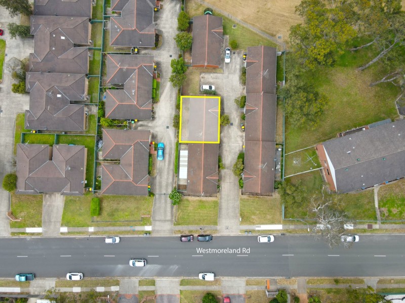 2/14 Westmoreland Road, Minto NSW 2566