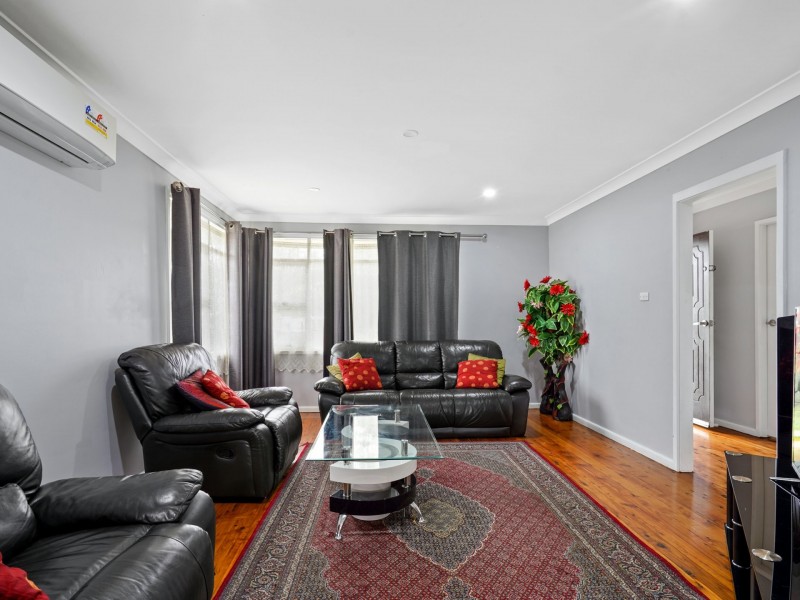 4 Carcoola Street, Campbelltown NSW 2560