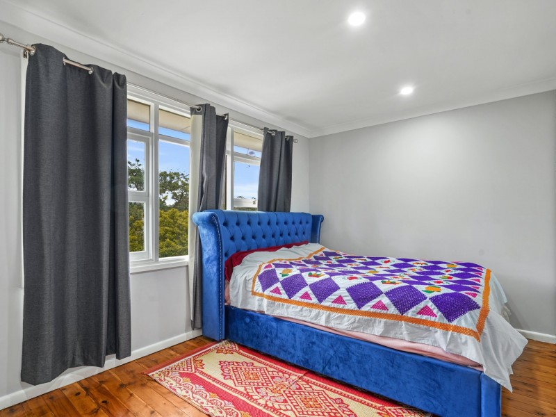 4 Carcoola Street, Campbelltown NSW 2560