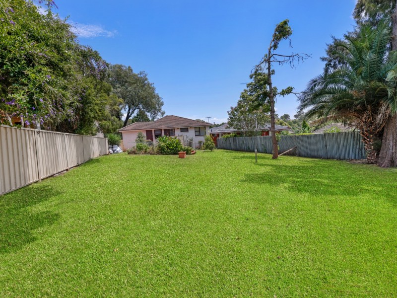 4 Carcoola Street, Campbelltown NSW 2560