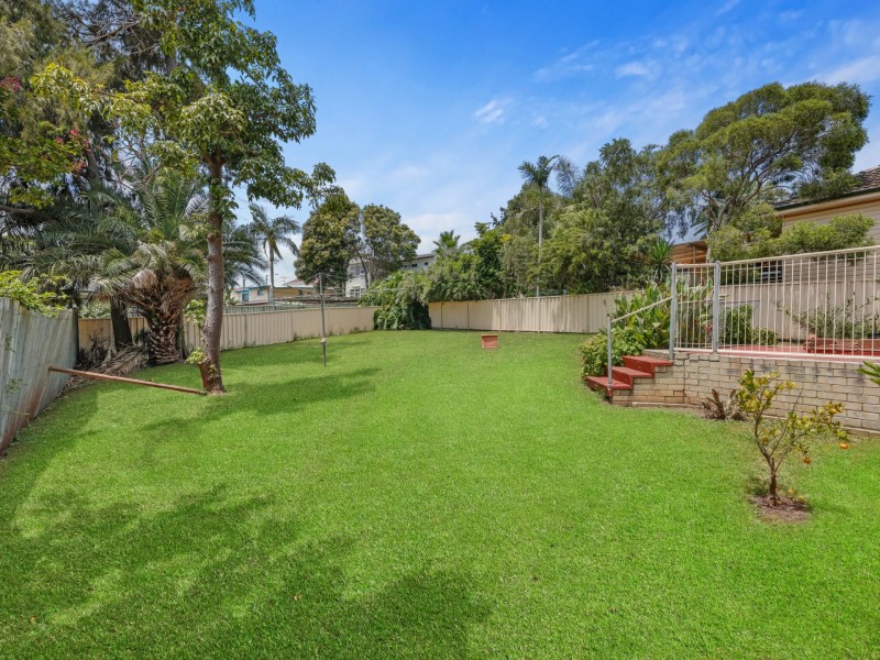 4 Carcoola Street, Campbelltown NSW 2560