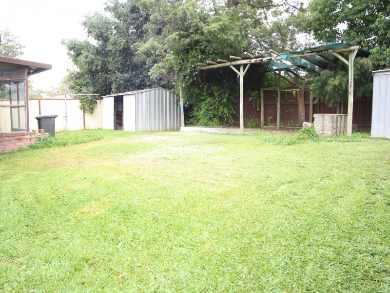 3 Geranium Avenue, Macquarie Fields NSW 2564