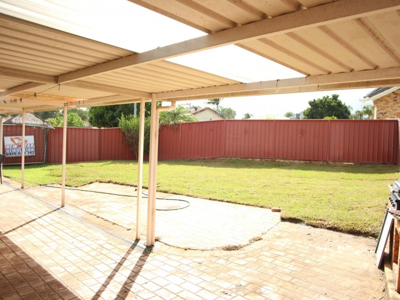 82 Lancia Drive, Ingleburn NSW 2565