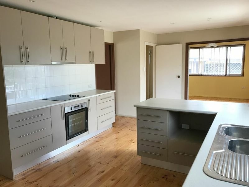 5 Knight Place, Minto NSW 2566