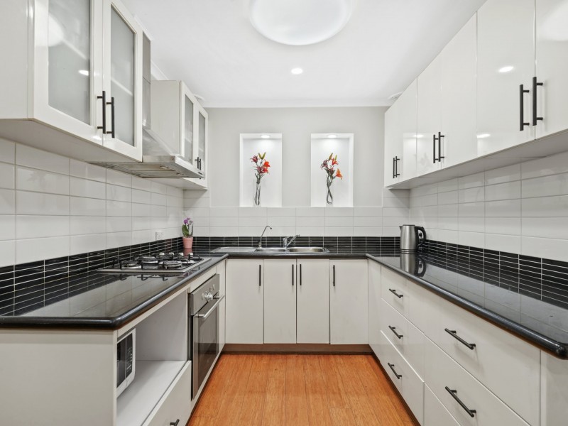 111 Jacaranda Avenue, Bradbury NSW 2560