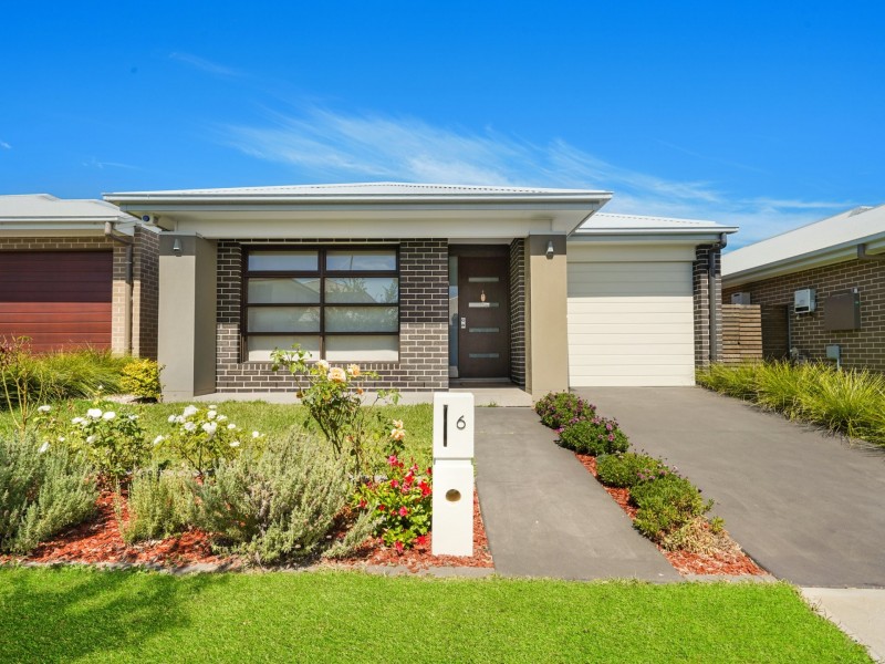 6 Panicum Street, Denham Court NSW 2565