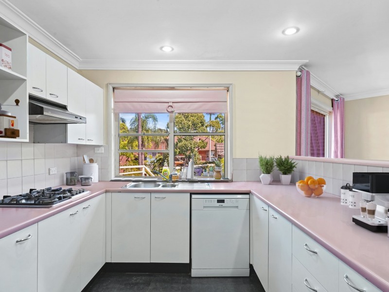 26/40 Strathalbyn Drive, Oatlands NSW 2117