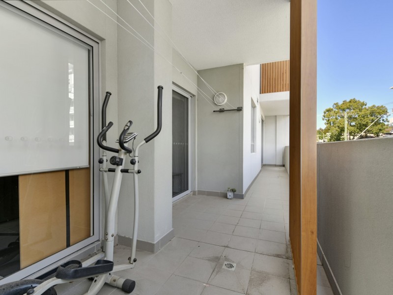 107/32 Chamberlain Street, Campbelltown NSW 2560