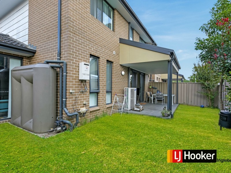 2/2 Jaclyn Street, Ingleburn NSW 2565