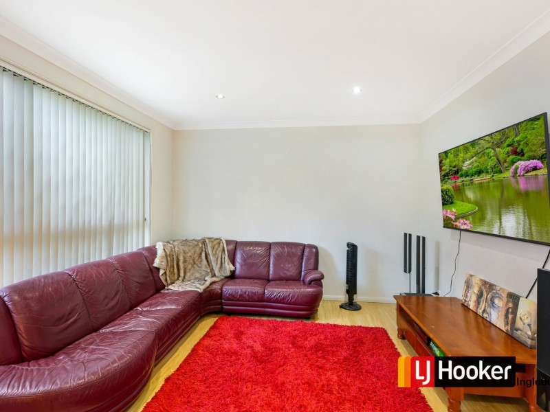 2/2 Jaclyn Street, Ingleburn NSW 2565