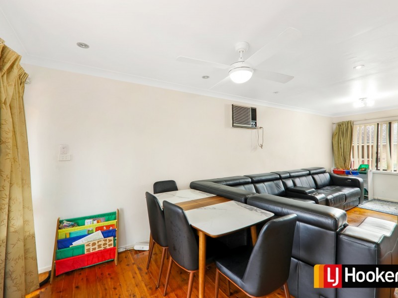 13/4 Dotterel Place, Ingleburn NSW 2565