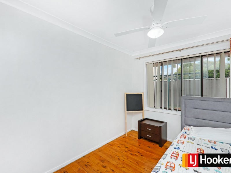13/4 Dotterel Place, Ingleburn NSW 2565